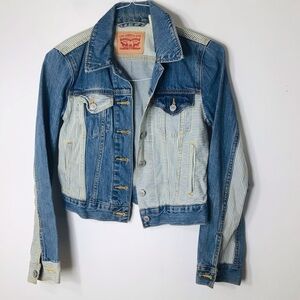 Levi's Blue Jean Jacket women xs with Classic Cropped Design and Contrast Stitch